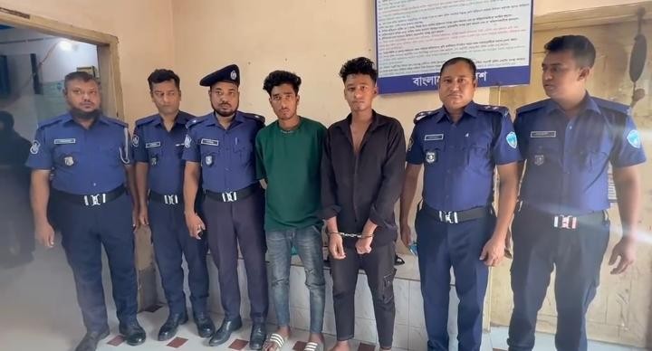কুমিল্লায় ১২ ঘণ্টার মধ্যেই ক্লুলেস হত্যা মামলার রহস্য উদ্ঘাটন, গ্রেপ্তার দুই মূল ঘাতক